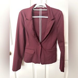 Burgundy Stretchy Fitted knit blazer